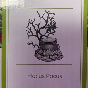 Hocus-pocus Scentsy warmer